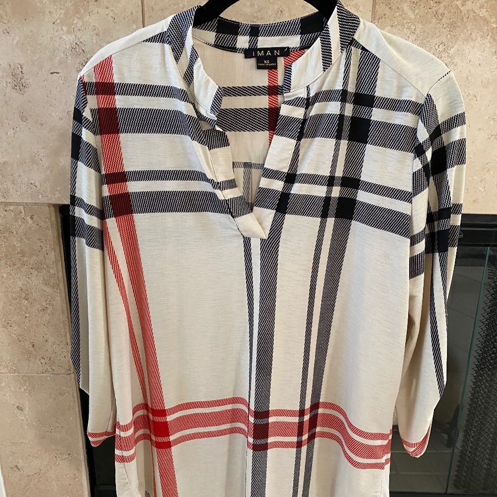 IMAN 3/4” Sleeve Top